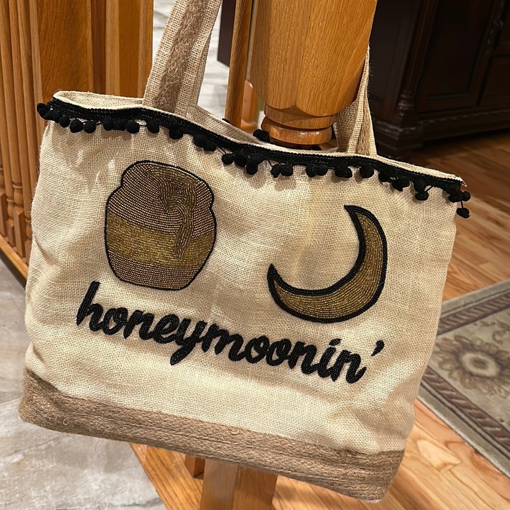 Island to East Side HONEYMOONIN’ TOTE